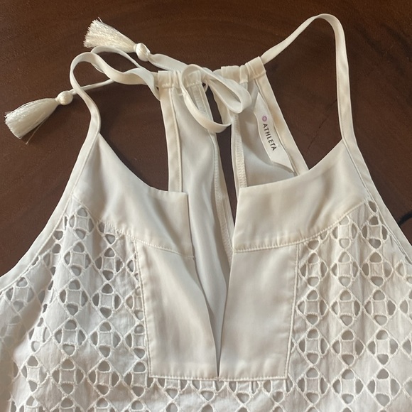 Athleta Eyelet Tassel Tank/ Size Small - Picture 4 of 5